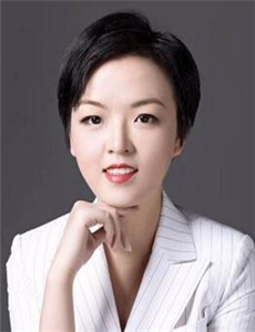 吕依玲